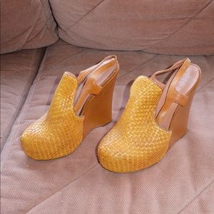 Jeffrey Campbell weaved platform heeled sandal